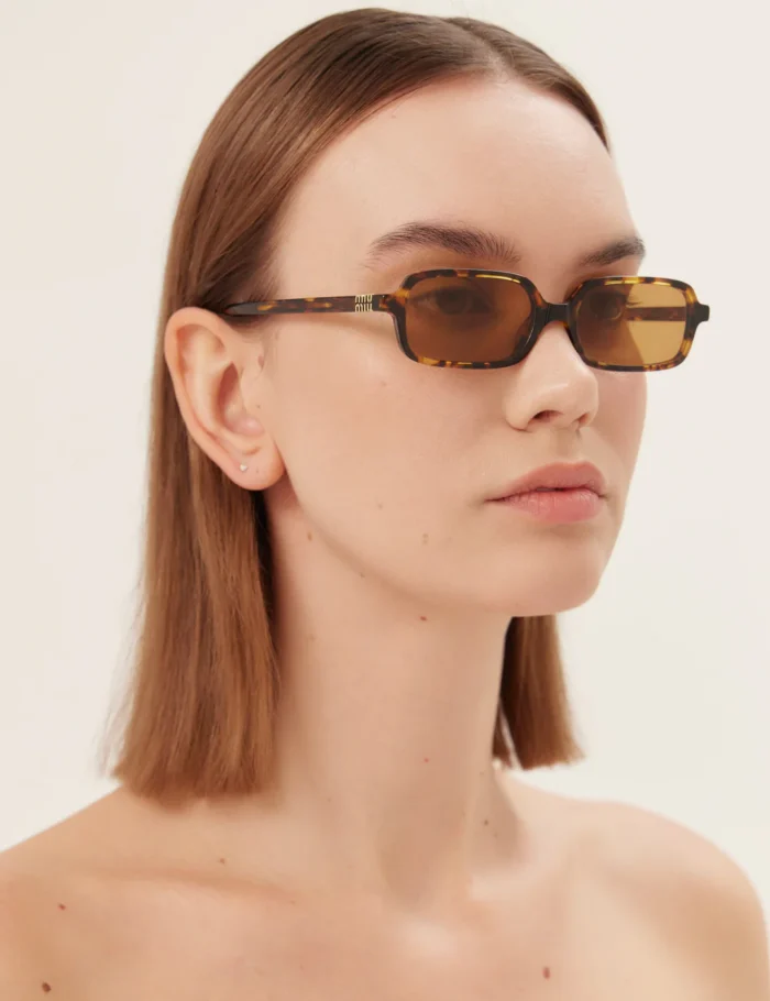 25_MU_11ZS_VAU2Z1_51_1108